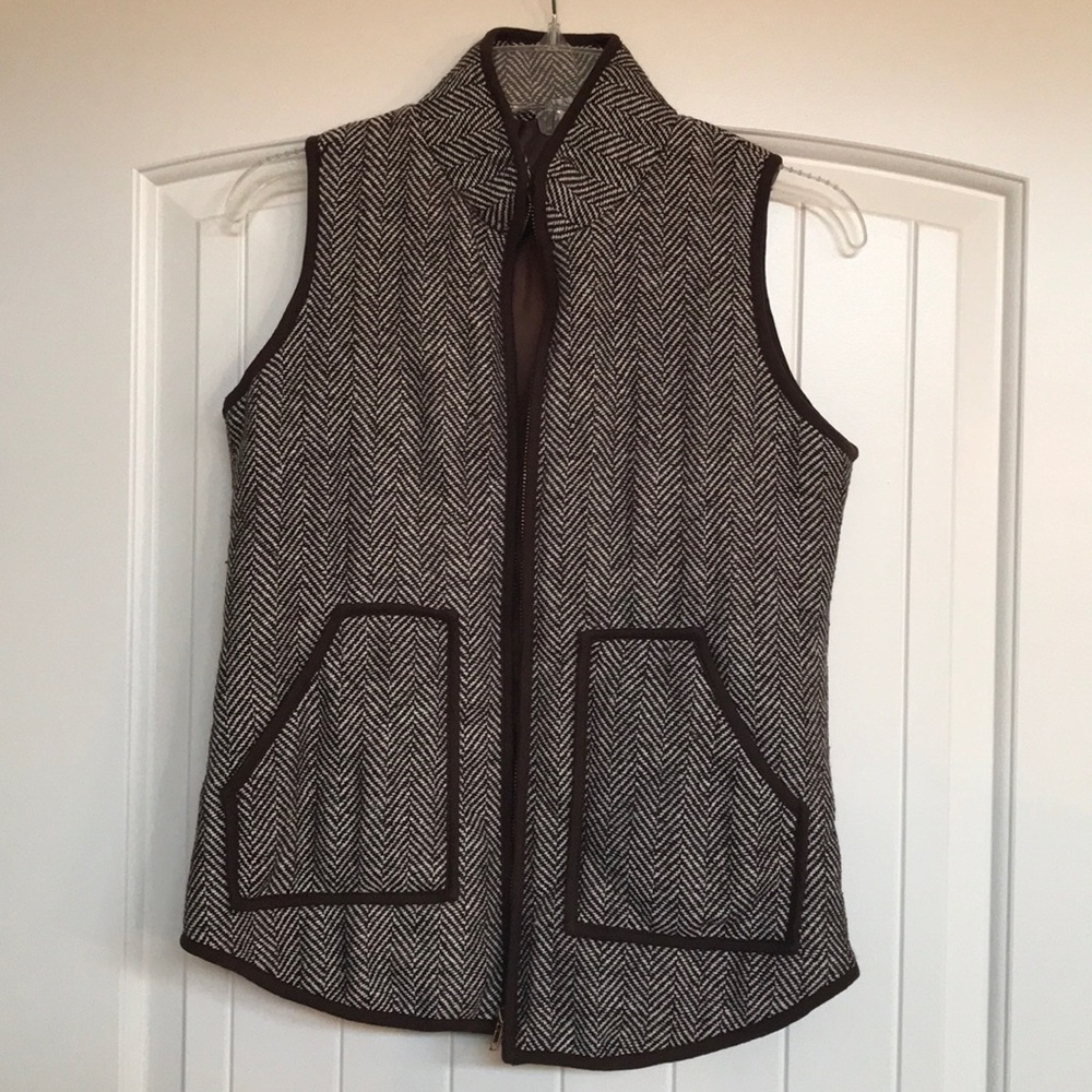 Brown herringbone vest size small